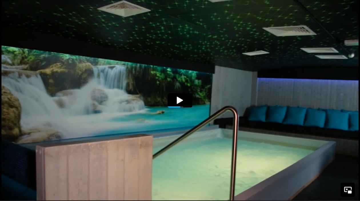 Fata Morgana Amsterdam swinger club hot tub