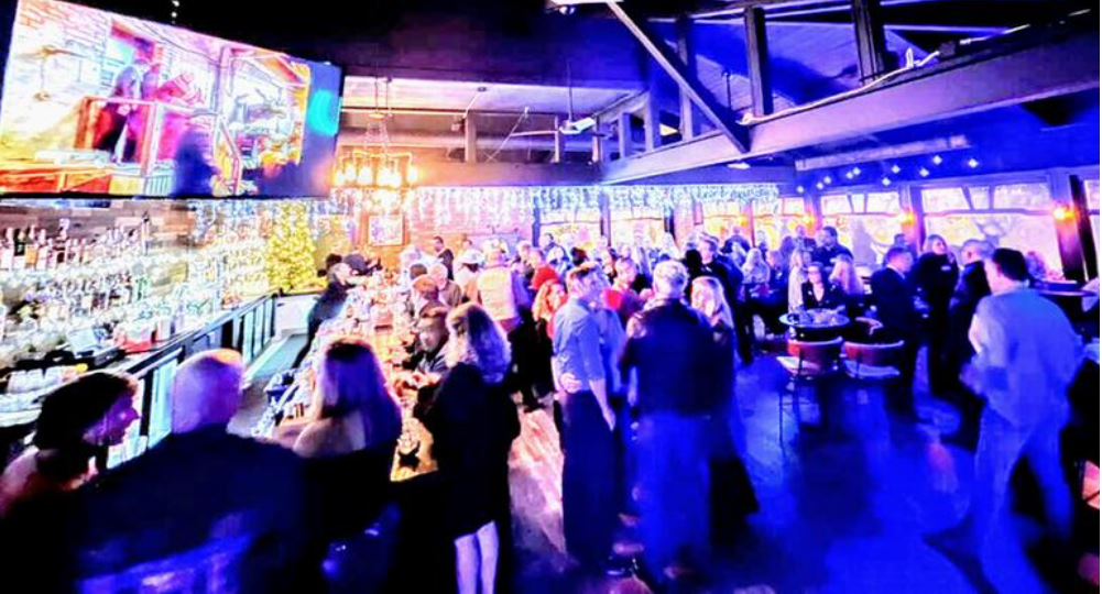 Los Gatos Meet n Greet bar