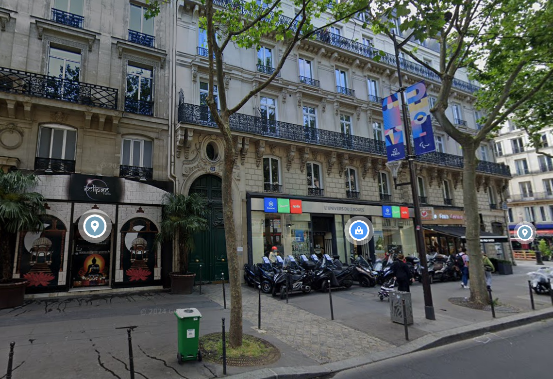 Eclipse Paris wet spa exterior street view