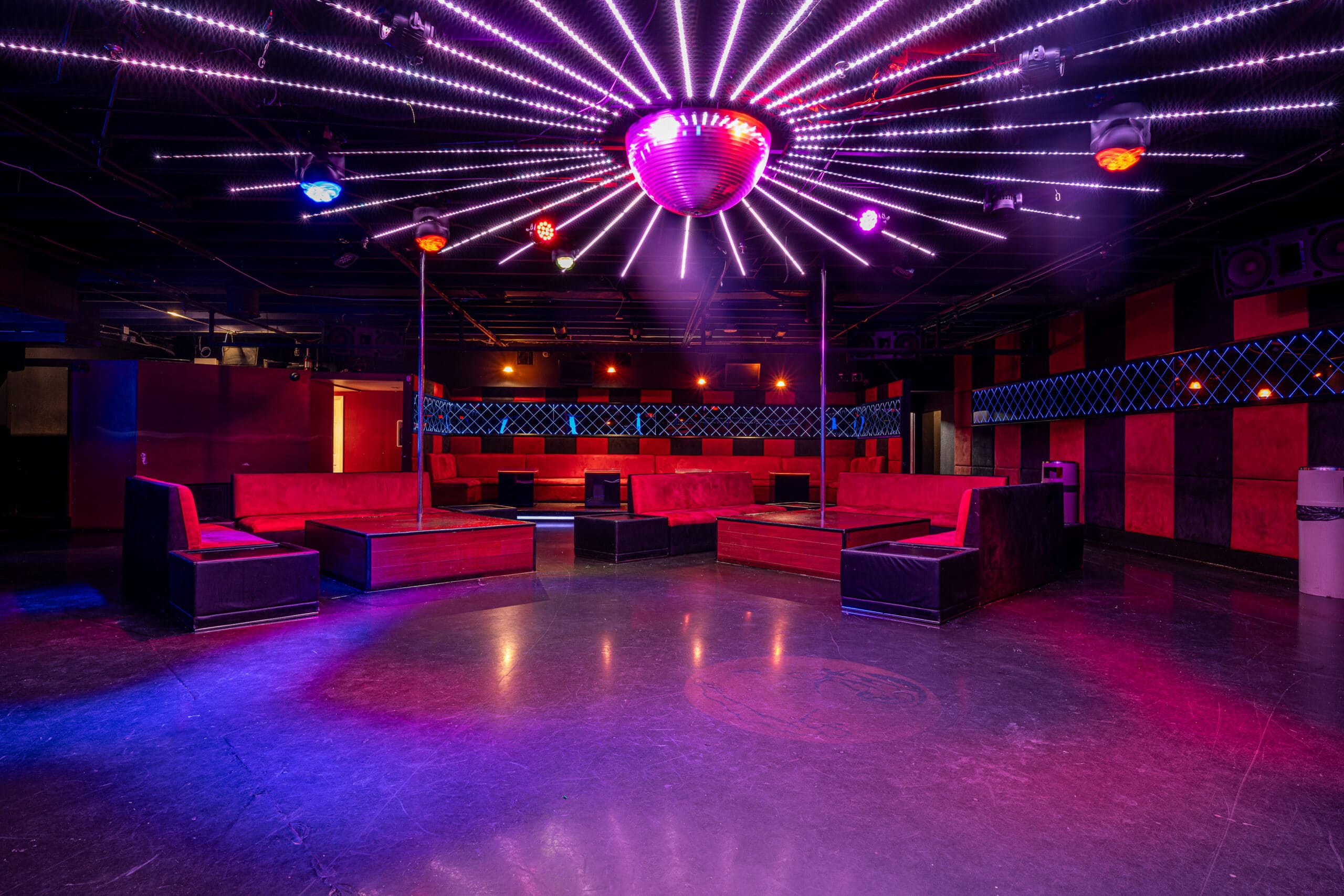 Miami Velvet swinger club lounge