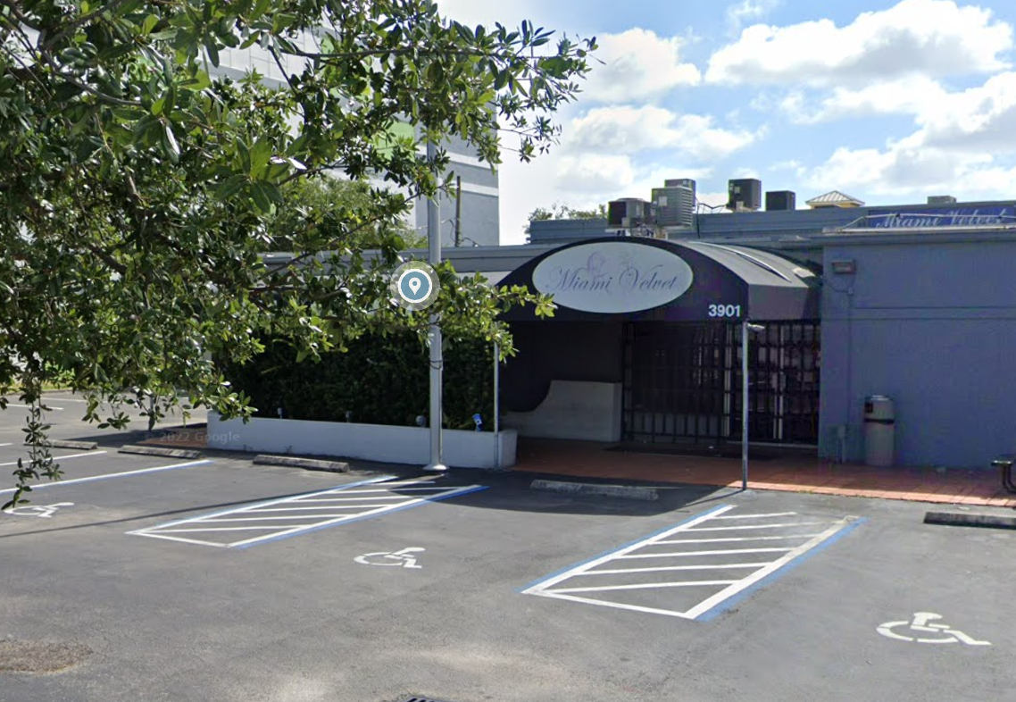 Miami Velvet swinger club street view
