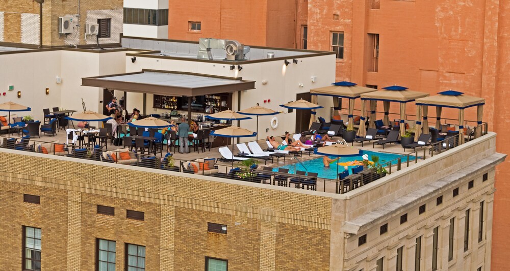 Nopsi Hotel Naughty Nawlins rooftop pool
