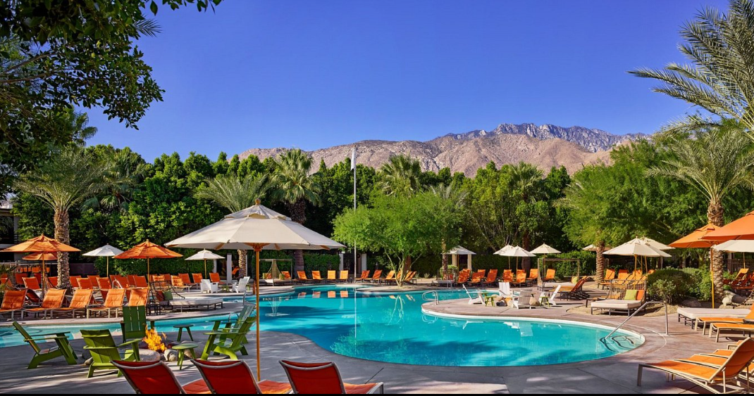 Riviera Palm Springs pool